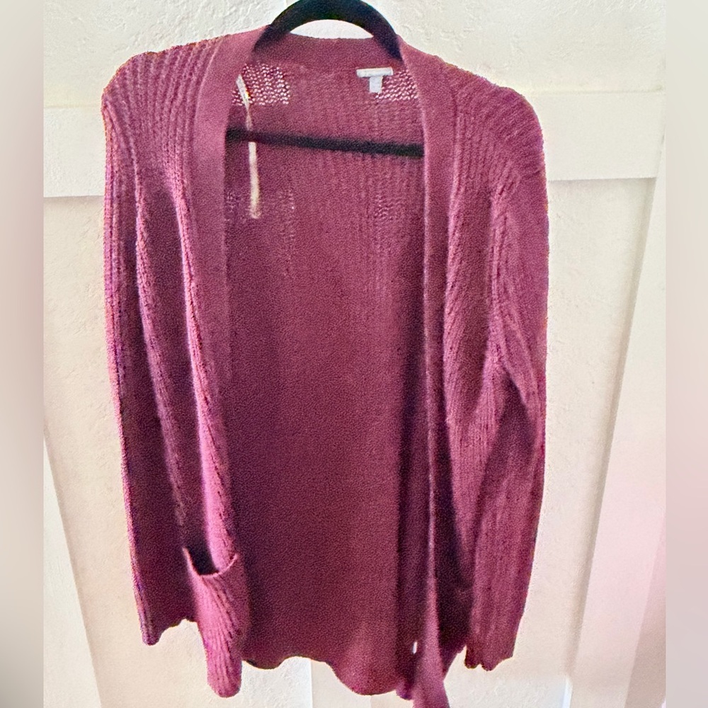 Charlotte Russe Open-Front Cardigan in Wine
